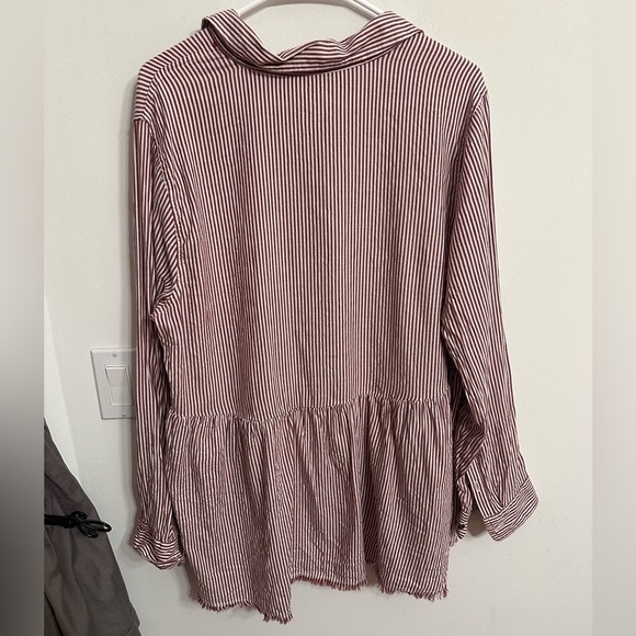 Red and white striped True Craft shirt size 2x raw edge bottom. - Picture 3 of 6